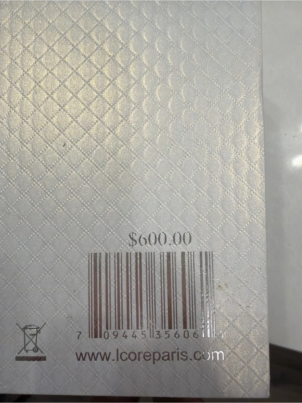 L'CORE Paris Ultra Micro Dermabrasion Brush - White Pearl Box